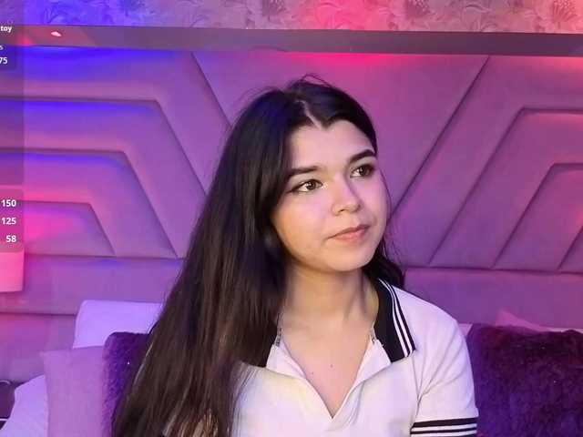 HannaEvans live cam