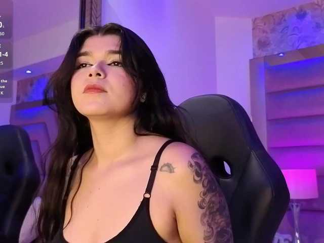 HannaEvans live cam on BongaCams