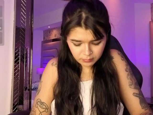 HannaEvans live cam on BongaCams