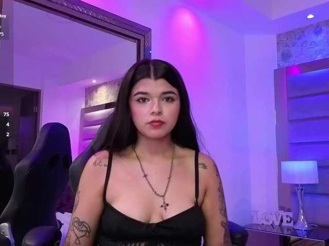 HannaEvans live cam on BongaCams