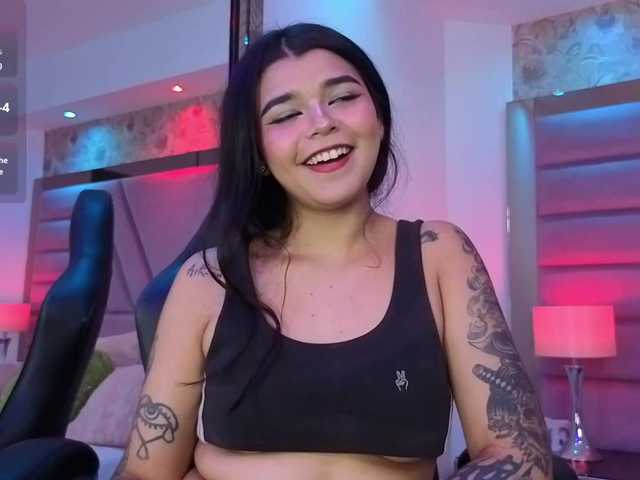 HannaEvans live cam on BongaCams
