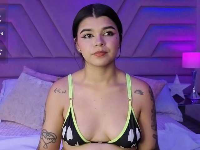 HannaEvans live cam on BongaCams