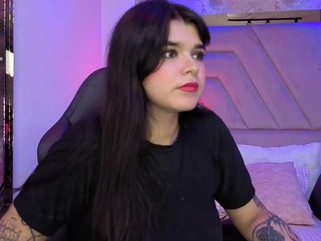 HannaEvans live cam on BongaCams