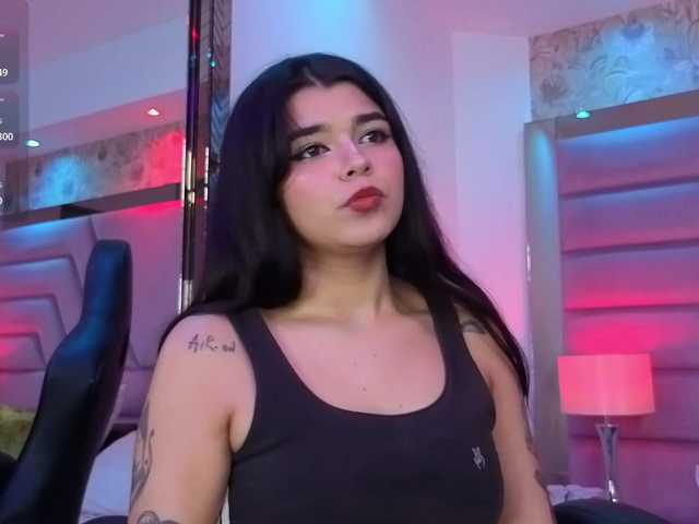HannaEvans live cam on BongaCams