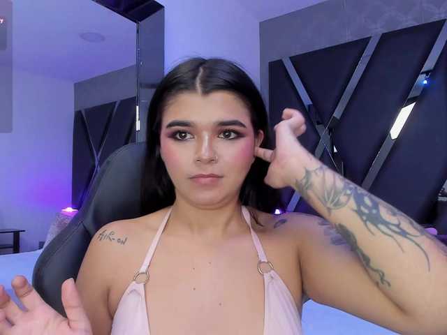 HannaEvans live cam on BongaCams