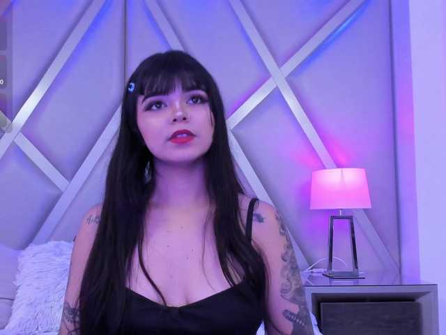 HannaEvans live cam on BongaCams