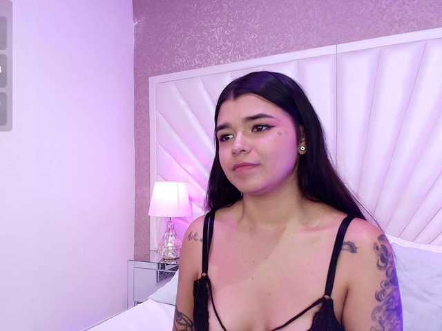HannaEvans live cam on BongaCams