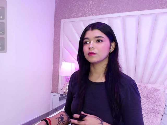 HannaEvans live cam on BongaCams
