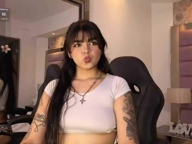 HannaEvans live cam on BongaCams