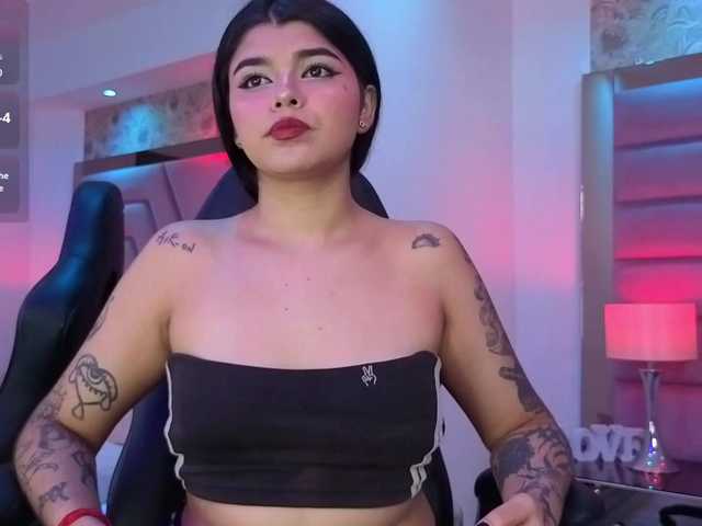 HannaEvans live cam on BongaCams