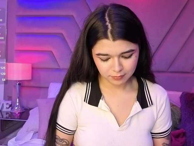 HannaEvans live cam on BongaCams