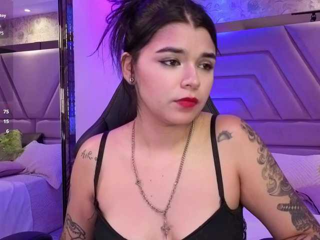 HannaEvans live cam on BongaCams