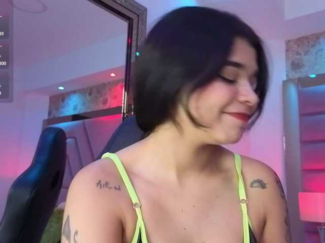 HannaEvans live cam on BongaCams