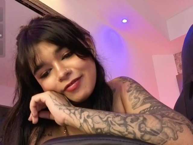HannaEvans live cam on BongaCams