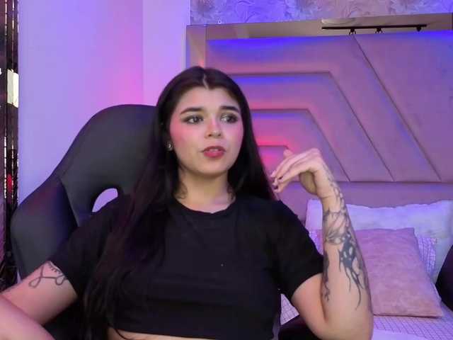 HannaEvans live cam on BongaCams