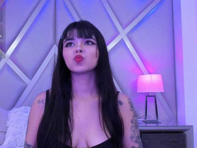 HannaEvans live cam on BongaCams