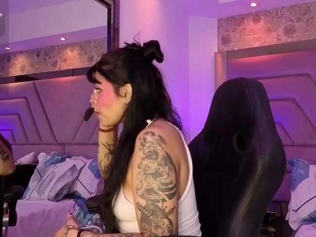 HannaEvans live cam on BongaCams