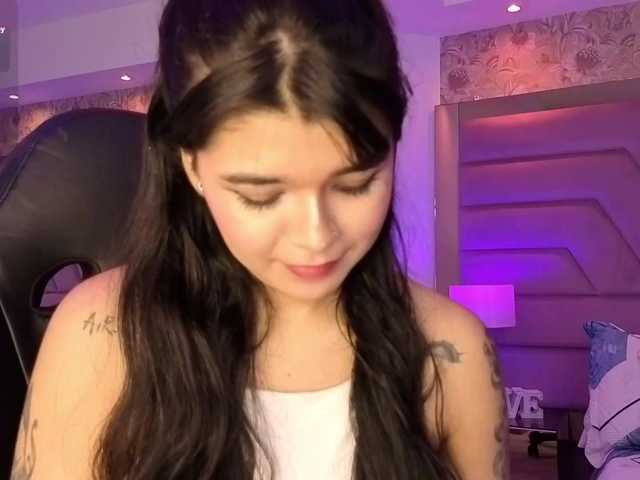 HannaEvans live cam on BongaCams