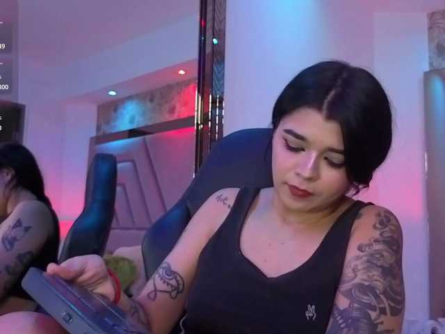 HannaEvans live cam on BongaCams