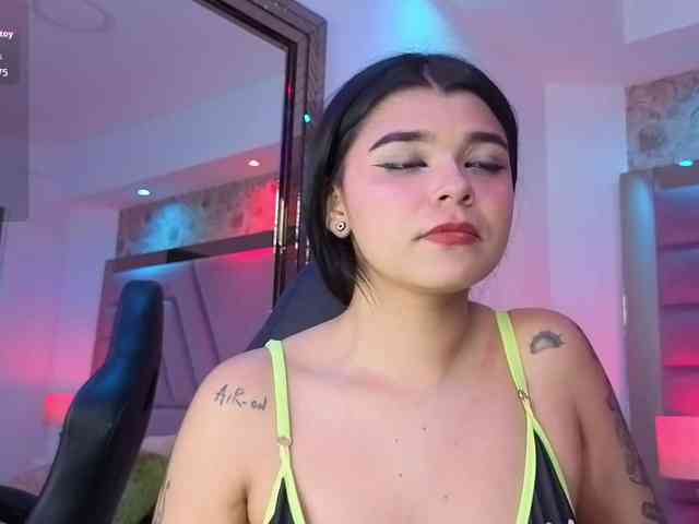 HannaEvans webcam