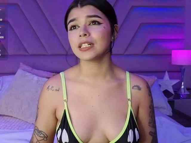 HannaEvans webcam
