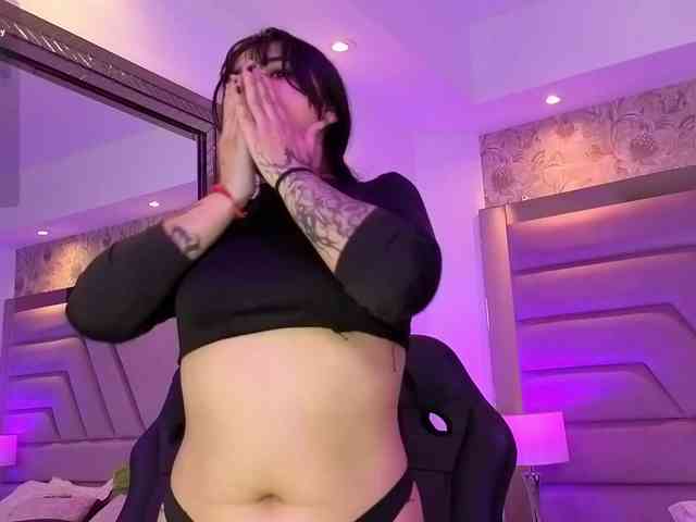 HannaEvans webcam