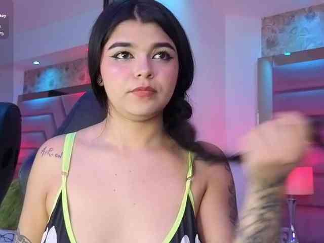 HannaEvans webcam