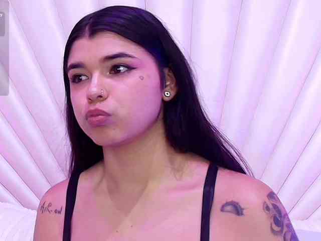 HannaEvans webcam