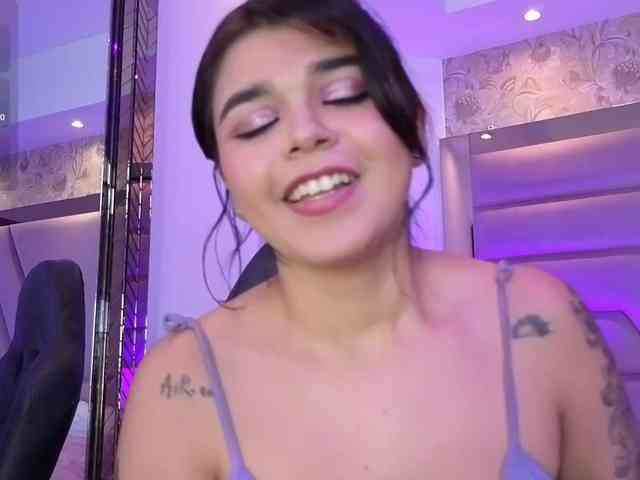 HannaEvans webcam