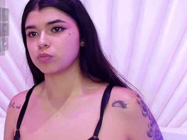 HannaEvans webcam