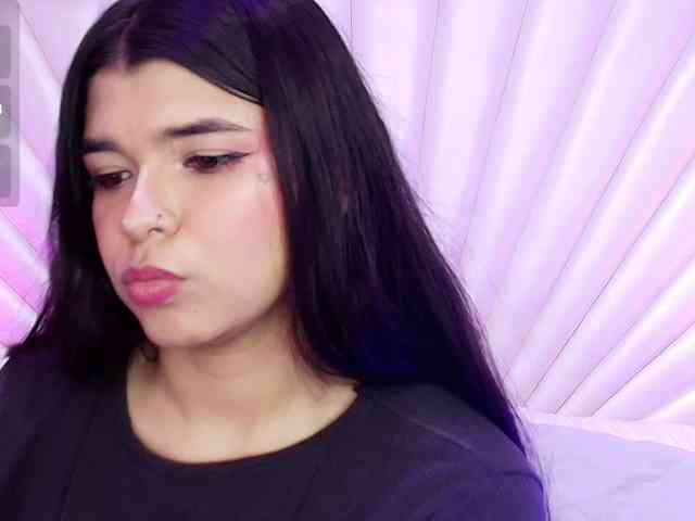 HannaEvans webcam
