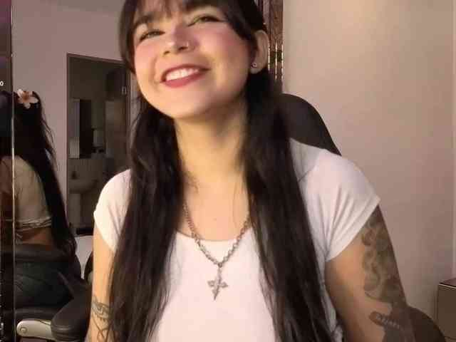 HannaEvans webcam