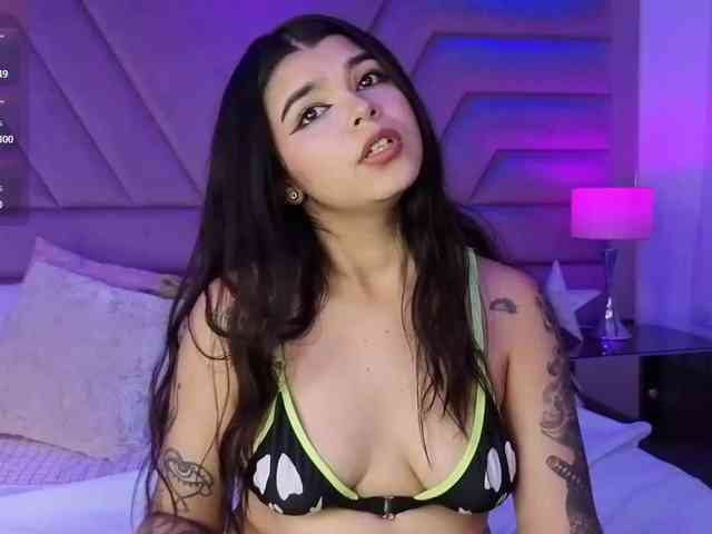 HannaEvans webcam