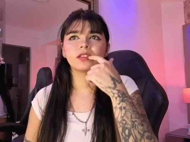 HannaEvans webcam