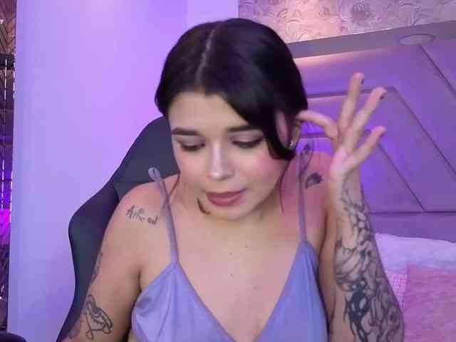HannaEvans webcam