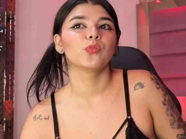 HannaEvans webcam