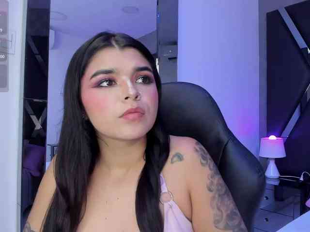 HannaEvans webcam