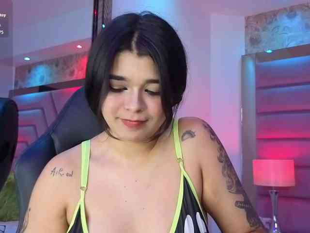 HannaEvans webcam