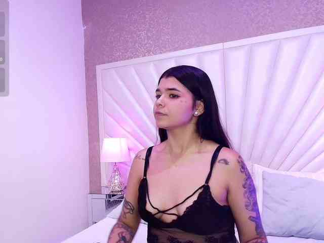 HannaEvans webcam