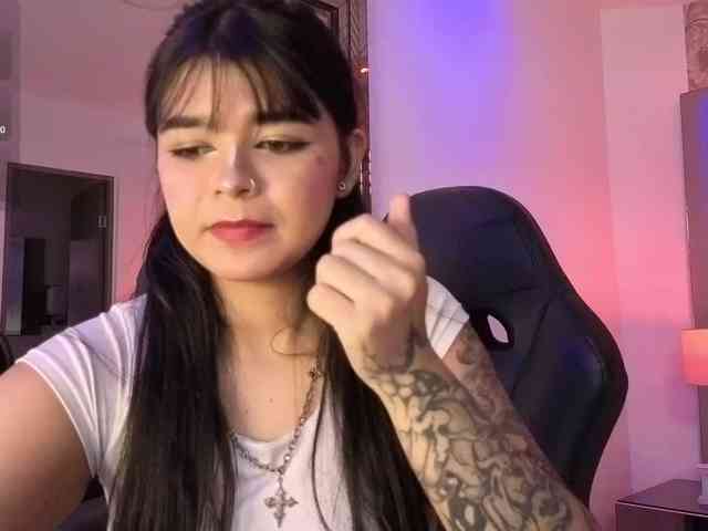 HannaEvans webcam