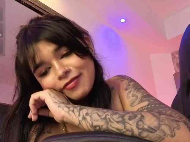 HannaEvans webcam