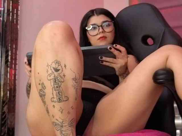 HannaEvans webcam
