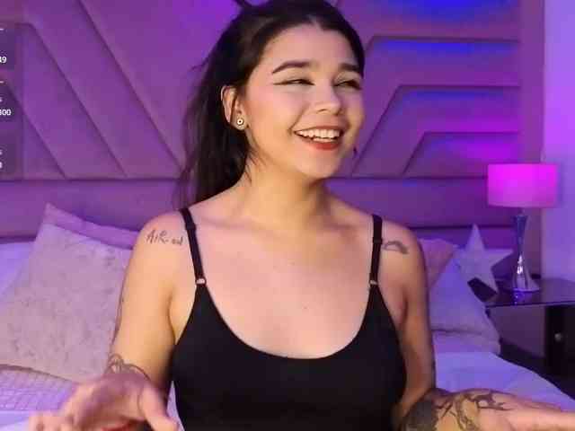 HannaEvans webcam