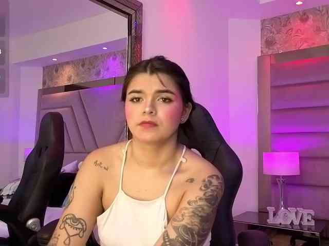 HannaEvans webcam