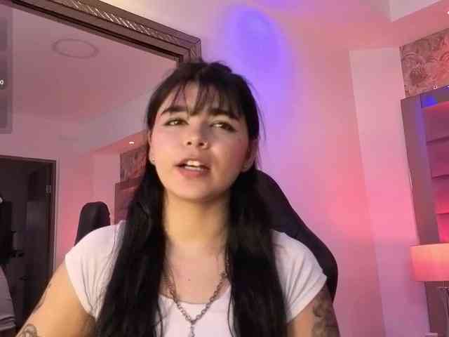 HannaEvans webcam