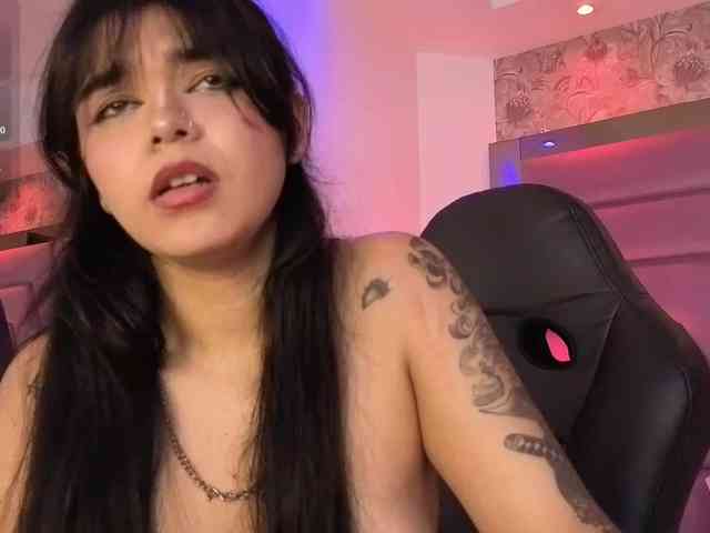 HannaEvans webcam