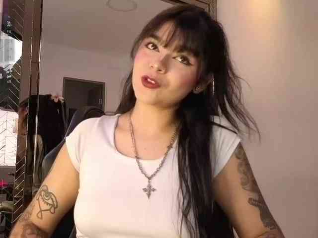 HannaEvans webcam
