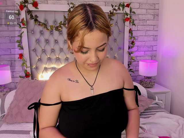 DahliaBloom live cam on BongaCams