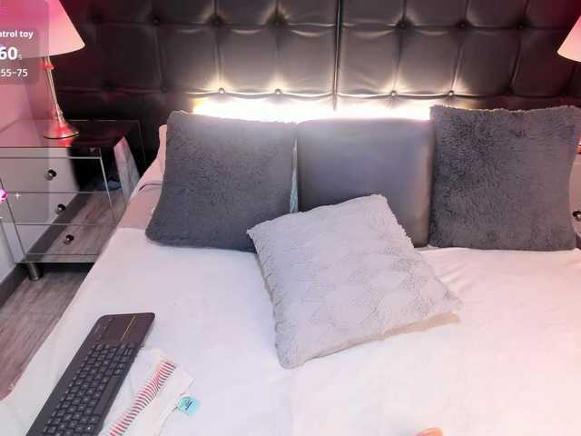DahliaBloom live cam on BongaCams