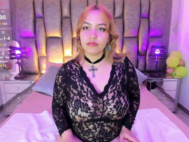 DahliaBloom live cam on BongaCams